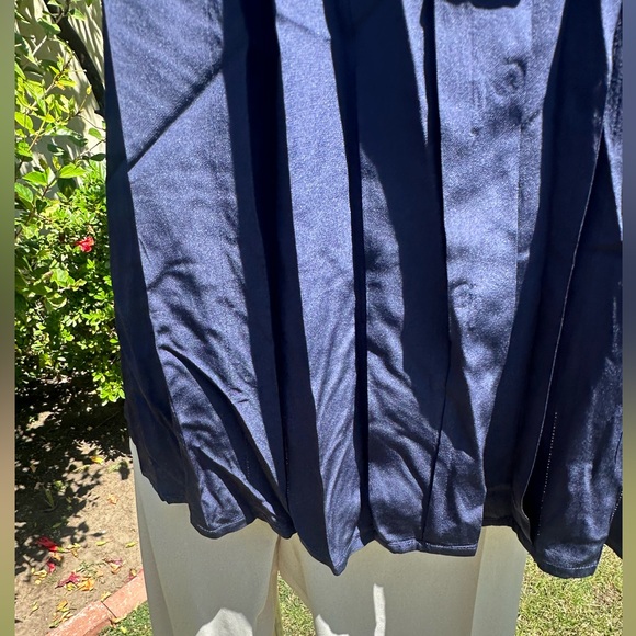 Chanel! 100% Soie - Picture 4 of 9